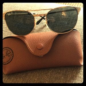 Brand new never worn Ray-Ban sunglasses